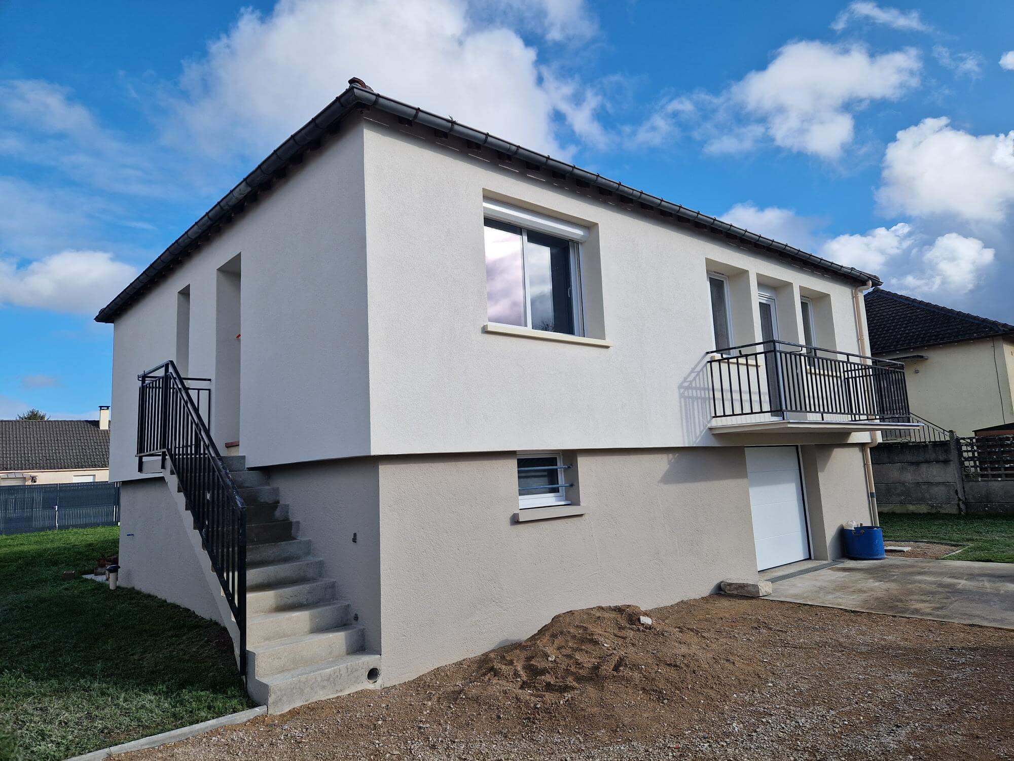 Réalisation Façades 25 - Rénovation complète et isolation extérieure à Sept-Saulx